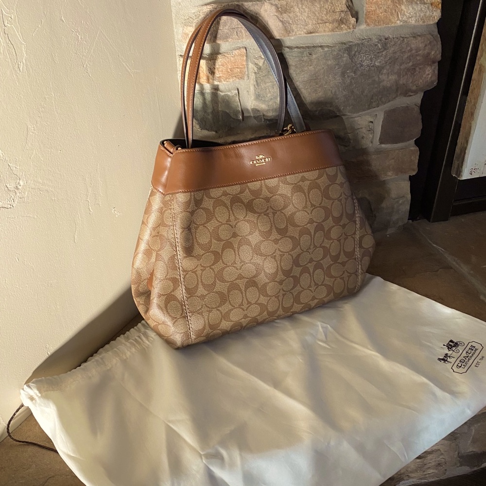 Coach handbag